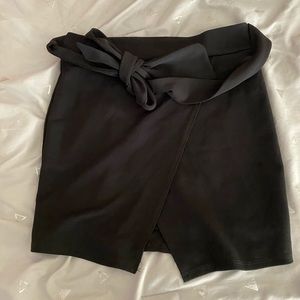 Fashion nova skirt
